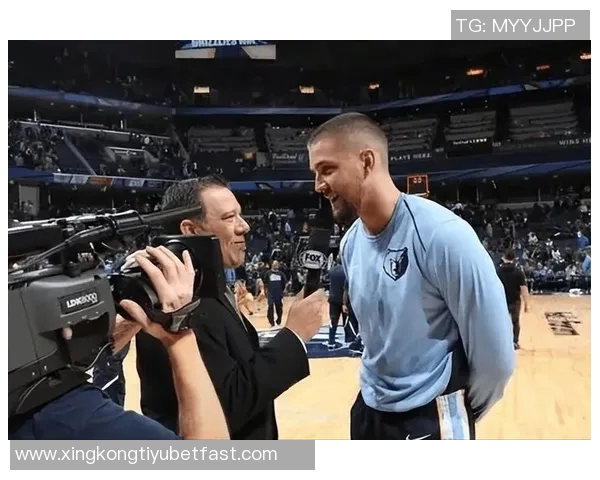 帕森斯对莫兰特的困惑表示不解频频卷入篮球之外的纷争