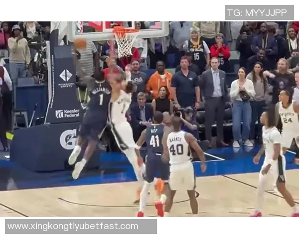 锡安评价墨菲的扣篮能力与风格:隔扣虽帅但还有提升空间 锡安评价墨菲的扣篮能力与风格:隔扣虽帅但还有提升空间